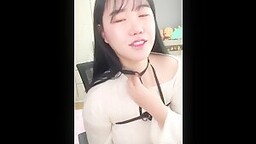 귀여운얼굴에 E컵 22살 BJ 원본 (3)